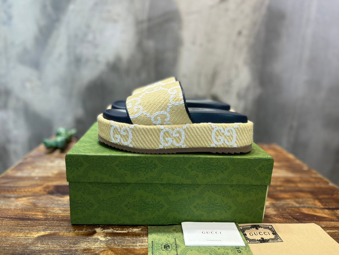Gucci Slide