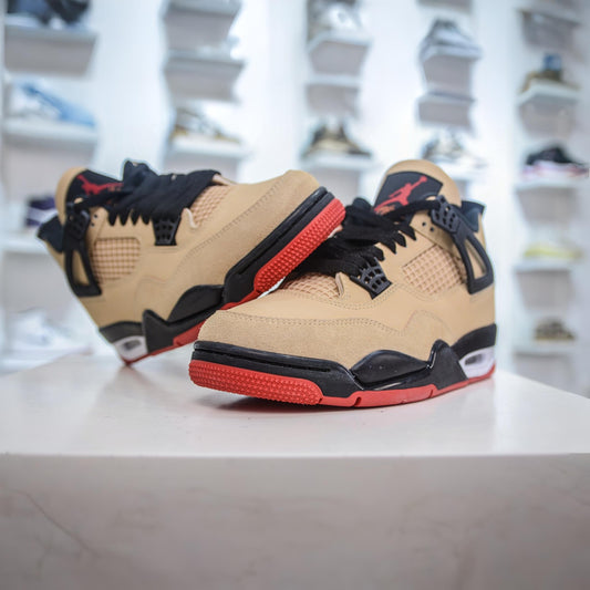 NIKE Air Jordan 4 Retro