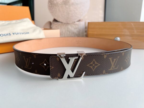 LV Belt