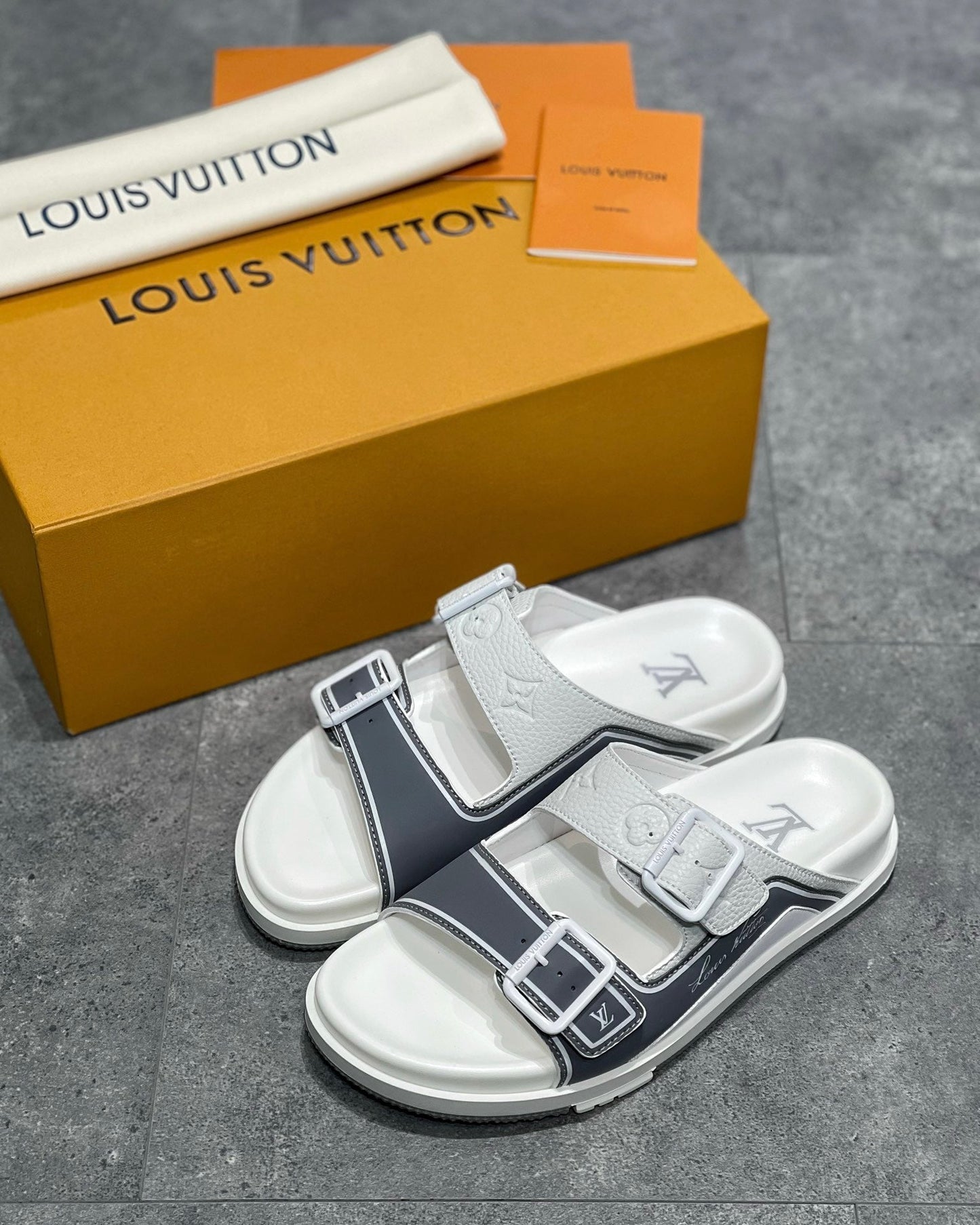 Louis Vuitton Sandals