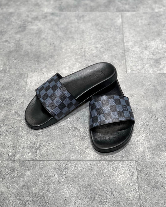 Louis Vuitton Slides Checkered