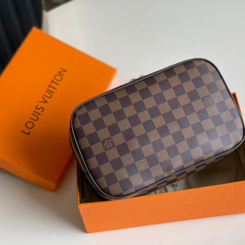 LV Clutch