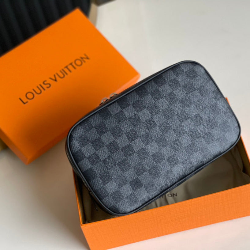 LV Clutch