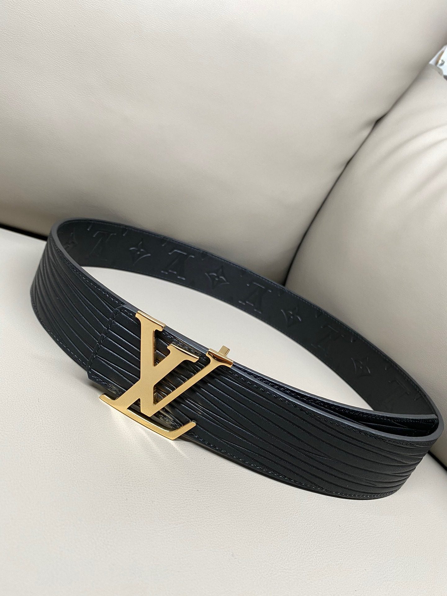 LV Belt