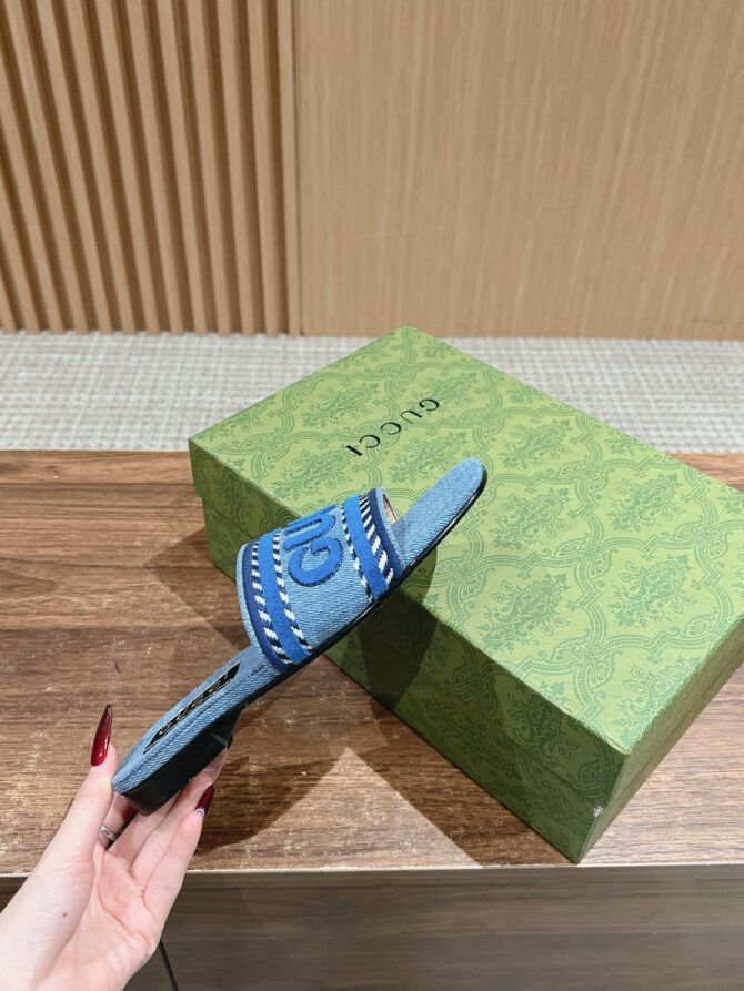 Gucci Slides