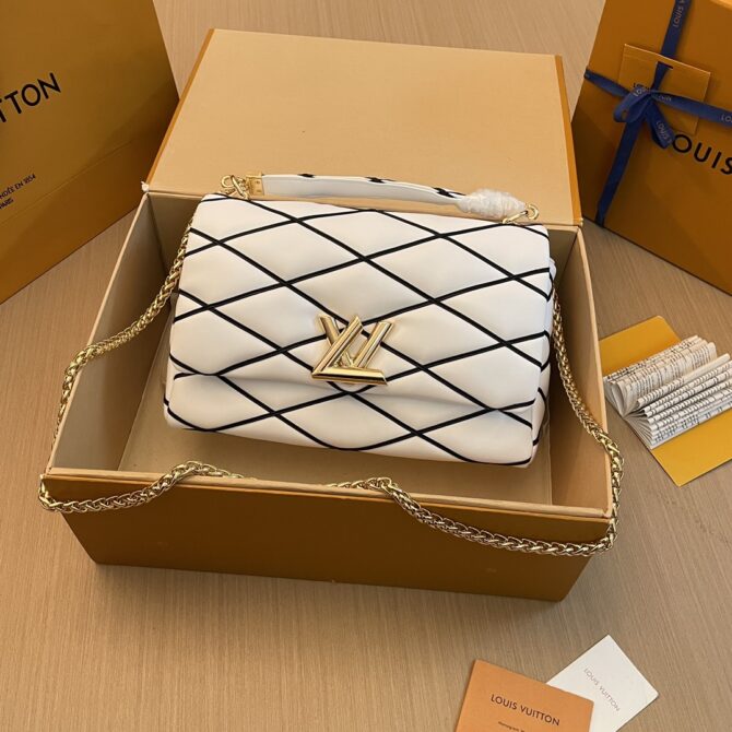 LV Chain Bag